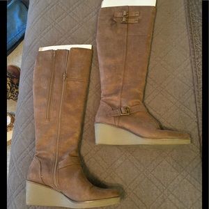 Aerosole A2 Robbin Egg Buckle Wedge Knee-High Boots